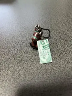 馬のストラップ タグ付きシンリョウクカ