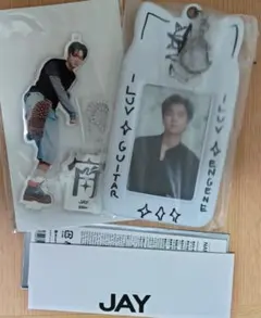JAY PHOTO CARD HOLDER & ACRYLIC KEYRING