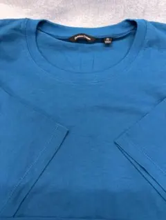 ユニクロ　青い綿素材のTシャツ XL