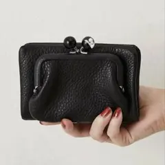 【美品】ear PAPILLONNER 牛革がま口折り財布　黒のサムネイル