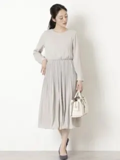 【新品未使用】natural beauty basic 長袖プリーツワンピース