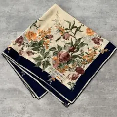 YVES SAINT LAURENT フラワースカーフ