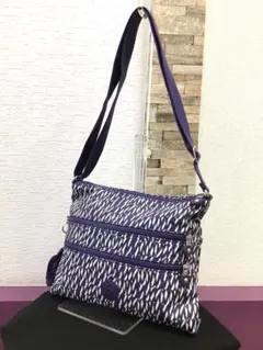 Kipling キプリング　幾何学模様ショルダーバッグ
