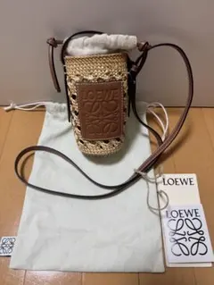 LOEWE ロエベ バスケットバッグ ショルダー 巾着のサムネイル