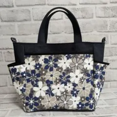 ハンドメイド　ポケット多数トート　大サイズ　花柄＆デニム
