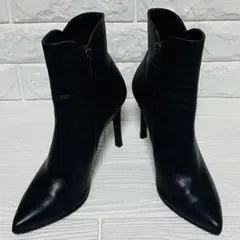 【美品】DIANA ポインテッドトゥ ショートブーツ 24 黒　サイドジップ