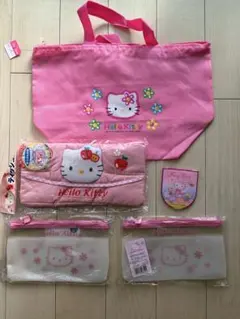 Hello Kitty トートバッグとポーチセット