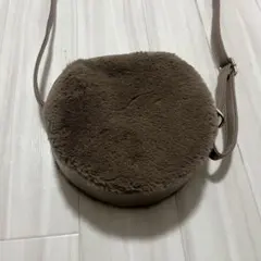 ファーショルダーバッグ丸型冬ブラウン