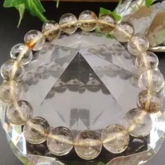 高品質・1点物】金箔錦鯉 虹入ファイアークォーツ天然石 オーロラ15 