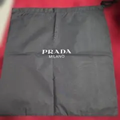 PRADA 巾着袋 黒