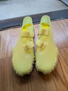 PUMA モストロ スニーカー