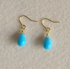 ♥️ライトブルーのチェコドロップシンプルピアス♪　ハンドメイド