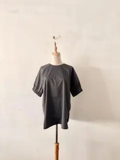 未使用タグ付】 theory luxe CRISP LINEN プルオーバー - メルカリ