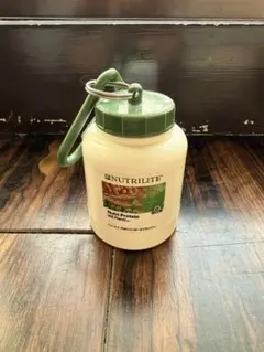 ニュートリライトプロテイン携帯容器セット