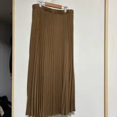 プリーツロングスカート　キャメル　ウエスト総ゴム　L