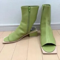Ameri VINTAGE【スクープアウト ショートブーツサンダル】緑 Mのサムネイル