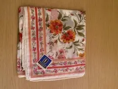 Yves Saint Laurent 花柄シルクハンカチ