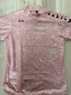 Oakley パフォーマンスフィット ピンクシャツ