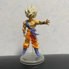 HG ドラゴンボール　スーパーサイヤ人　孫悟空　フィギュア