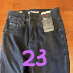 Levi's 721 High-Rise Skinny デニム　13200 円のサムネイル