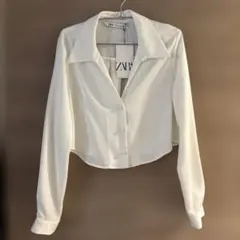 ZARA 丈短め　長袖シャツ ホワイト M
