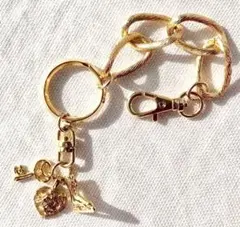 Item thumbnail for item e93f8d95-39d6-4490-a291-737b75f80724