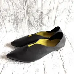 極美品/未使用級✨MANA マナ ふかふかバブーシュ ポインテッドトゥ 38 黒のサムネイル