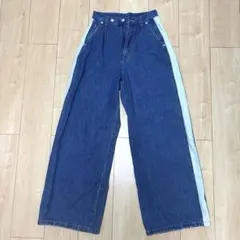 【最終お値下げ！】Chico デニムパンツ サイズ0 サイドライン