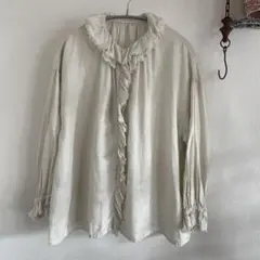 ネストローブ　襟フリル　ブラウス 1.jpg