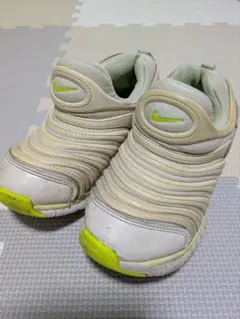 Item thumbnail for item 55ab439f-6782-45c5-9f33-c4a5dca9034e