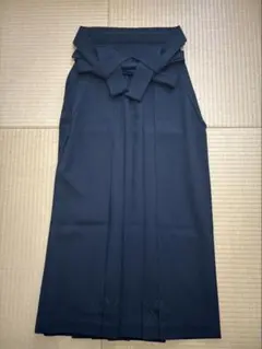 希少♪』新品・未使用！ バイカラー無地袴 (濃紺色系×薄グレー系）単品
