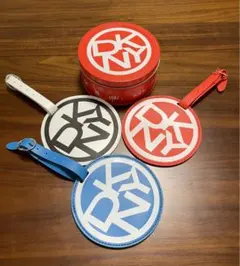 ディーケーエヌワイDKNY ラウンドパスケース（3点セット）