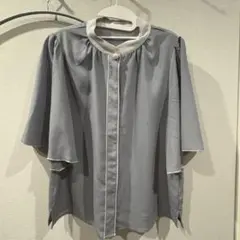 natural couture デザイン釦配色フレア袖ブラウス