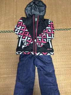 スノーボード　スキー　ウェア 140