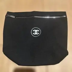 CHANEL ロゴ入り キャンバス ポーチ ブラックのサムネイル