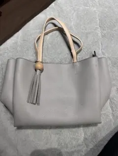 グレー ハンドバッグ タッセル付き