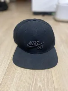 NIKE SB ブラック ベースボールキャップ