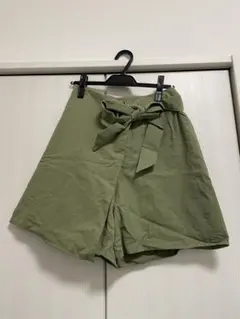 KBF キュロットスカート　カーキ　フリー