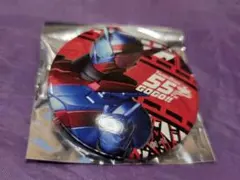 仮面ライダー 55周年 東京タワー 来場者限定 記念缶バッジ V3 - メルカリ