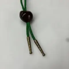 ループタイ グリーン紐 ダークブラウンモチーフ