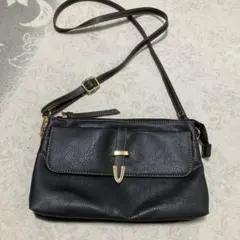 値下げ♡アンナニコラ♡黒 ショルダーバッグ フラップ付き