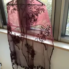 新品タグ付き ヴィヴィアンタム ショール レディース 黒 お花 刺繍