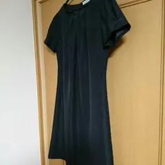 avv黒ワンピース