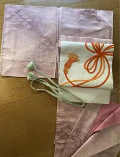 正絹 袷 飛び小紋 青海波 薄紅梅色 身丈164 裄65.５未使用 ラメ