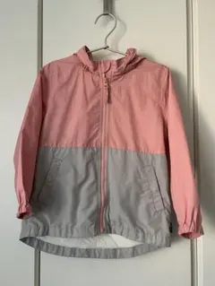 フード付きウィンドブレーカー ピンクグレー