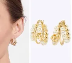 トリーバーチ　フープピアス　ロゴ＆パール　ゴールド色