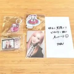 ME:I WAY 山本すず めじるし　カメラ風アクリルキーホルダー　W会員