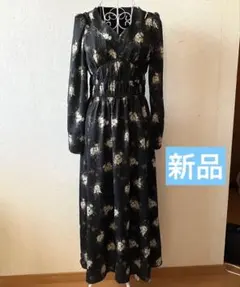 【新品】NATURALBEAUTY BASIC 長袖ワンピース Mブラック　花柄