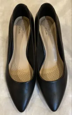 Collection by Clarks パンプス ブラックのサムネイル