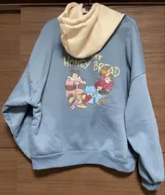 BEE HONEY フード付きスウェット　トレーナー　オーバーサイズ
